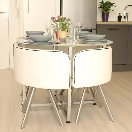 Duplex Cosy Avec Terrasse/part-dieu Апартаменты